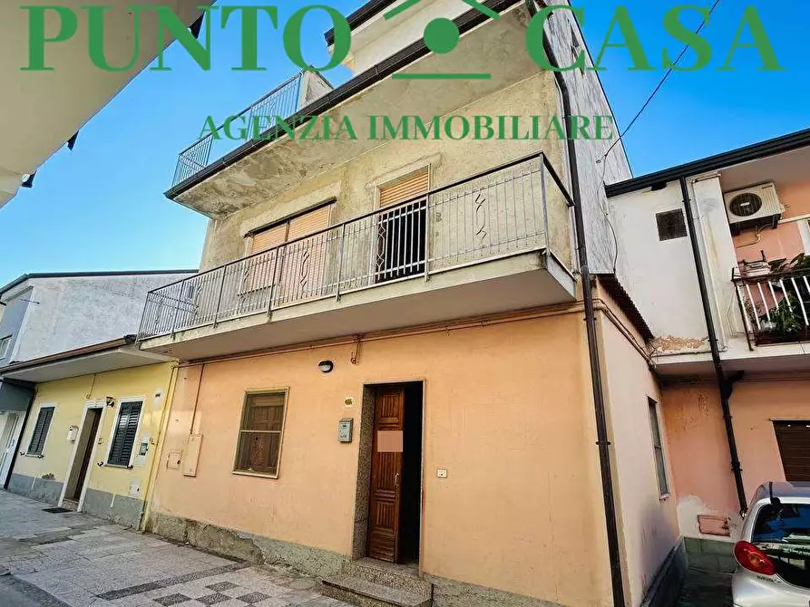 Immagine 1 di Casa indipendente in vendita  in  Traversa II Guglielmo Marconi a Lamezia Terme