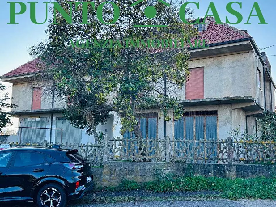 Immagine 22 di Stabile in vendita  in Via Papa Luciani  39 a San Pietro A Maida