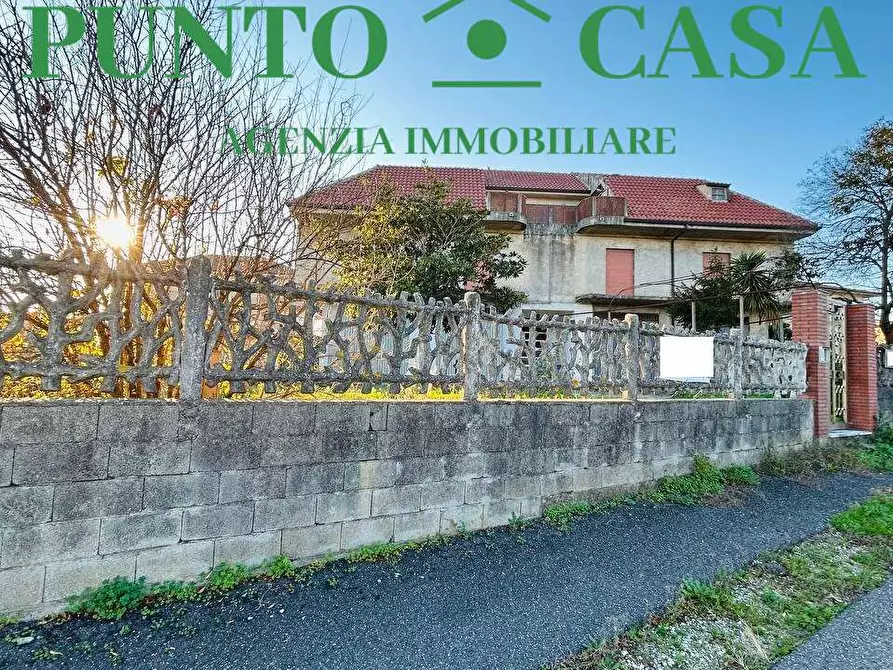 Immagine 25 di Stabile in vendita  in Via Papa Luciani  39 a San Pietro A Maida