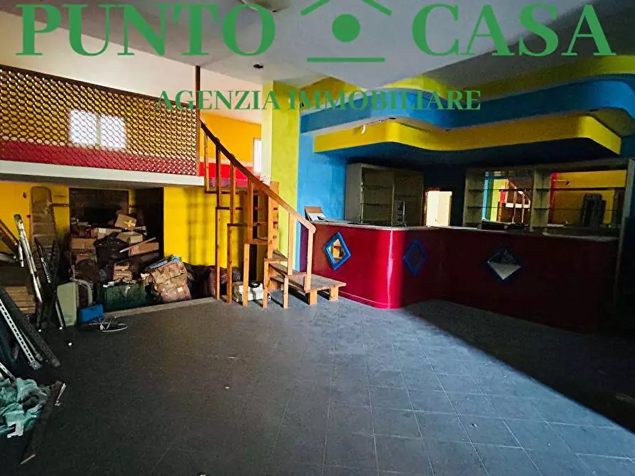 Immagine 17 di Stabile in vendita  in Via Papa Luciani  39 a San Pietro A Maida