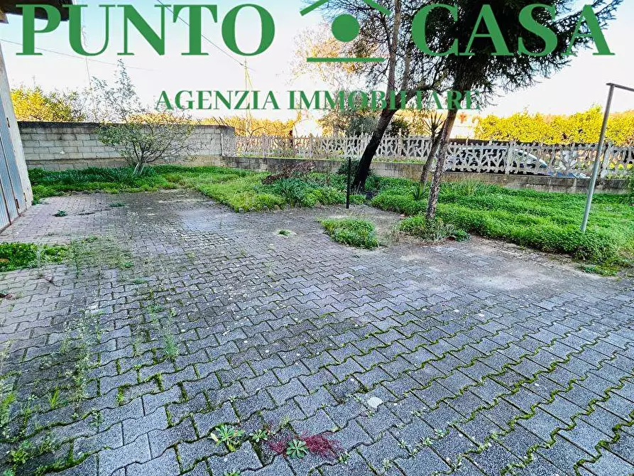 Immagine 2 di Stabile in vendita  in Via Papa Luciani  39 a San Pietro A Maida