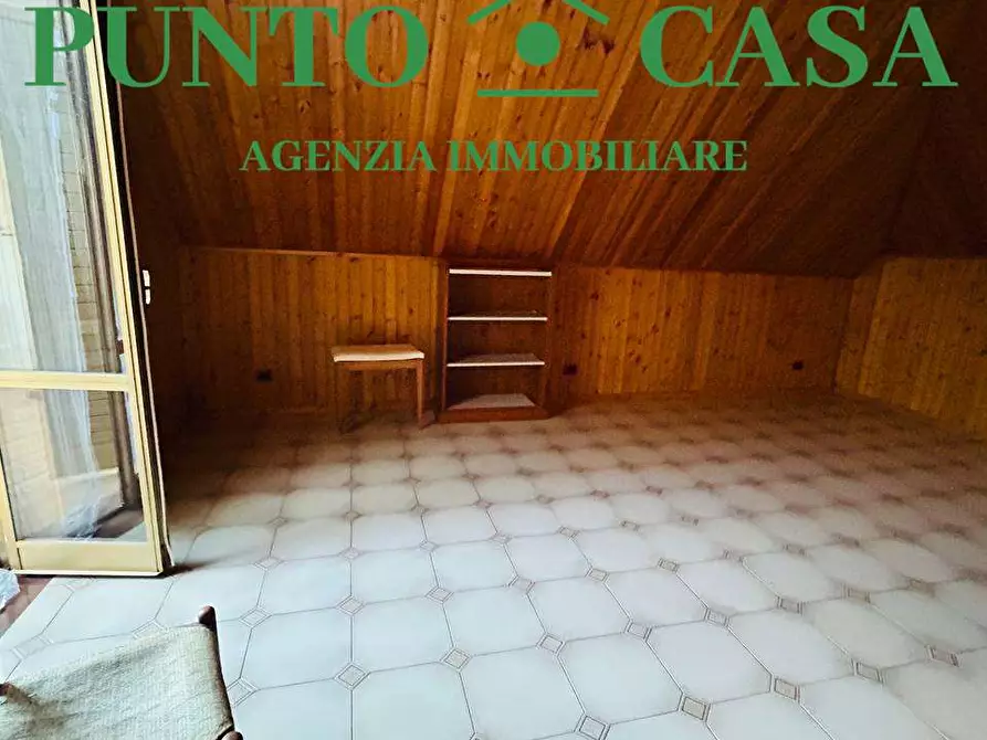 Immagine 14 di Stabile in vendita  in Via Papa Luciani  39 a San Pietro A Maida
