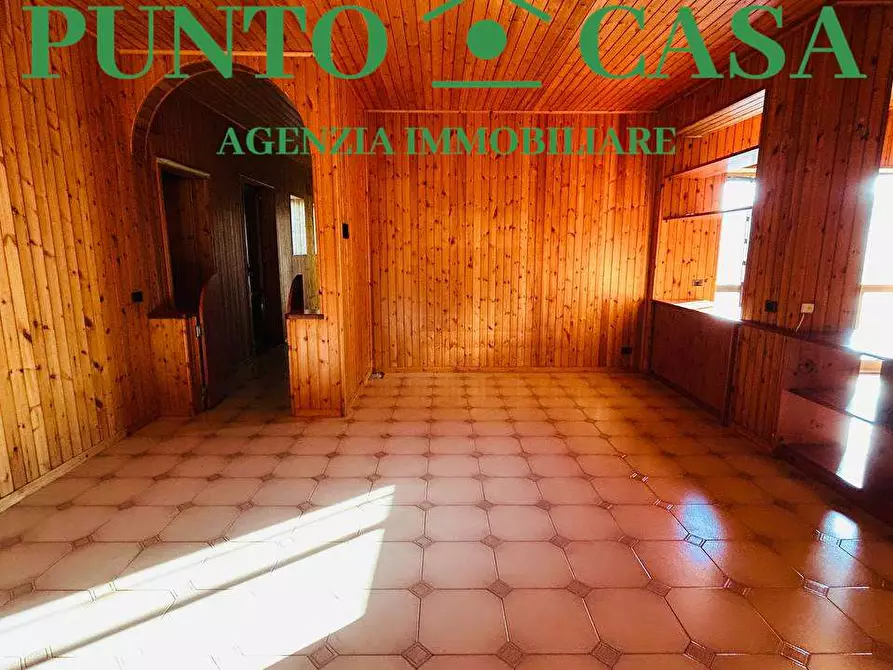 Immagine 8 di Stabile in vendita  in Via Papa Luciani  39 a San Pietro A Maida