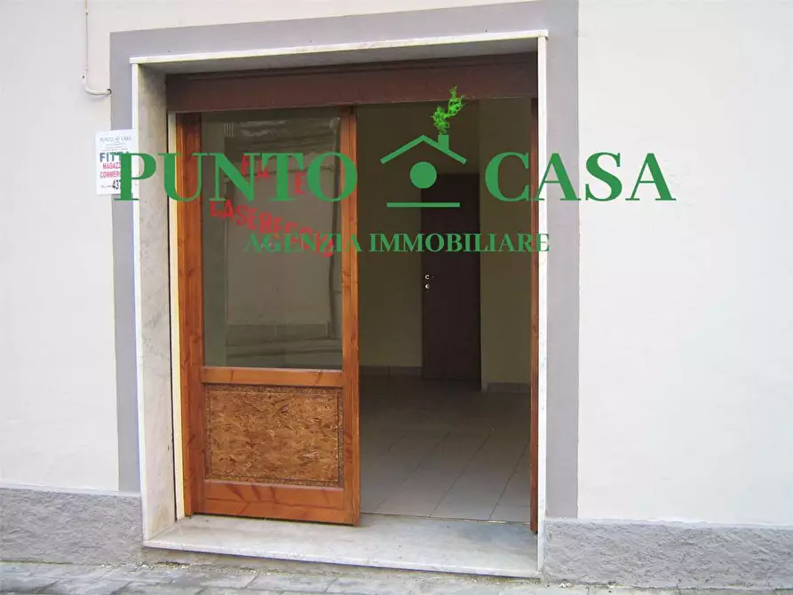 Immagine 3 di Magazzino in affitto  in Via della libertà a Lamezia Terme