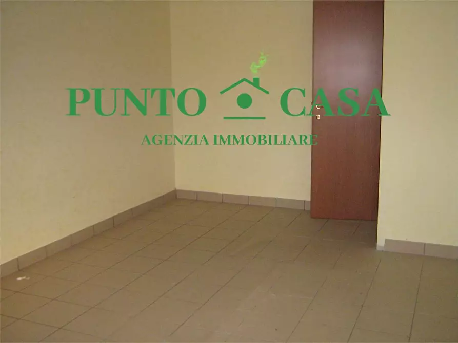 Immagine 4 di Magazzino in affitto  in Via della libertà a Lamezia Terme