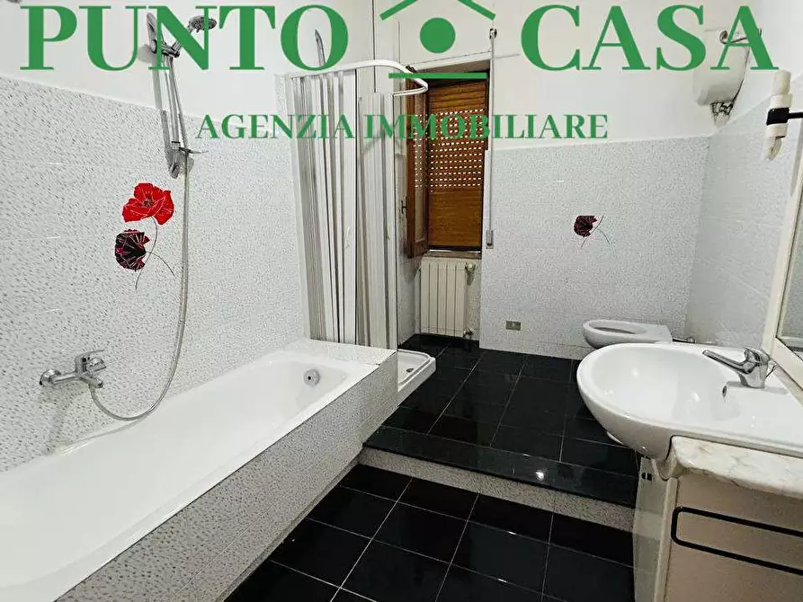 Immagine 4 di Appartamento in affitto  a Lamezia Terme