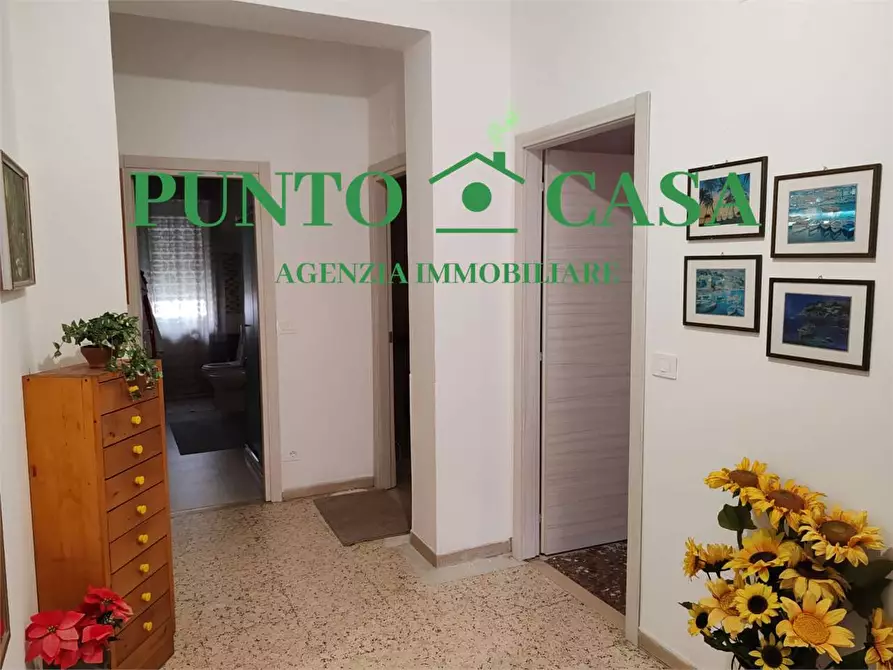 Immagine 15 di Appartamento in vendita  in Via Enrico Toti a Lamezia Terme