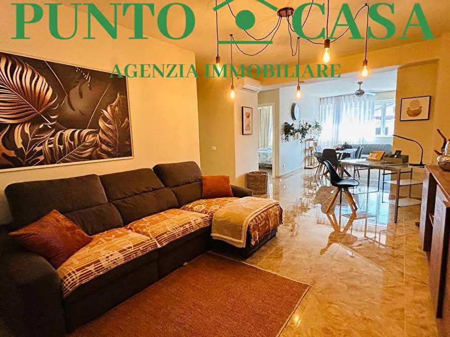 Immagine 19 di Appartamento in vendita  in Viale della Libertà a Falerna