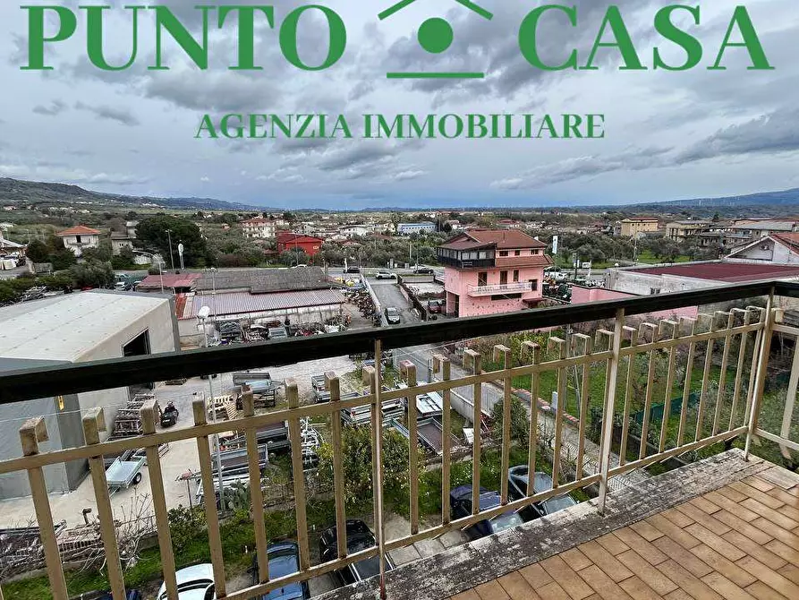 Immagine 30 di Appartamento in vendita  in Via Del Progresso a Lamezia Terme