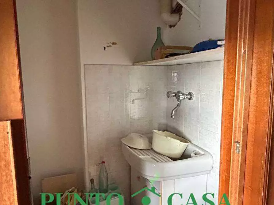 Immagine 10 di Appartamento in vendita  in Via Del Progresso a Lamezia Terme