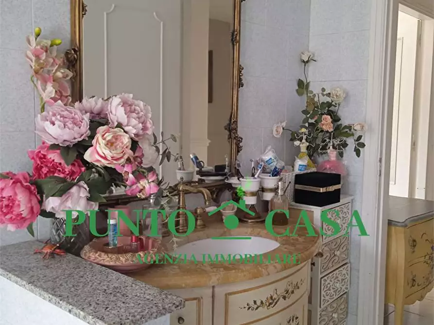 Immagine 14 di Appartamento in vendita  in Via Antonio D'Ippolito a Lamezia Terme