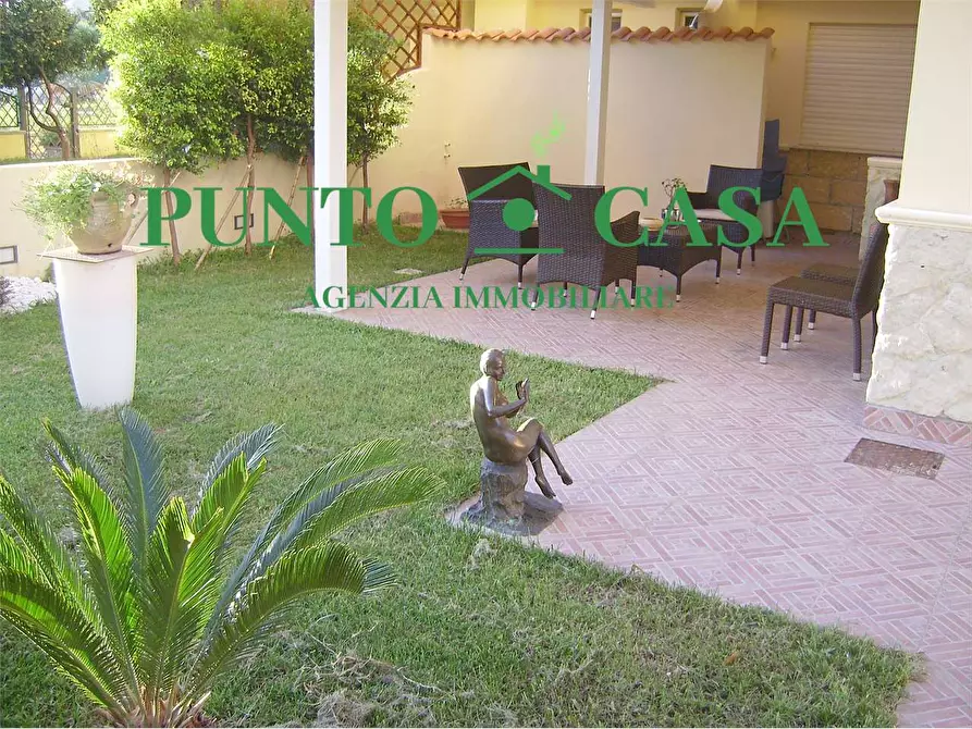 Immagine 33 di Appartamento in vendita  in Loc. Marina De Luca  a Nocera Terinese