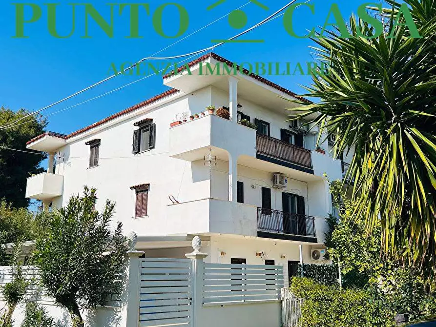 Immagine 16 di Appartamento in vendita  in Via Aldo Moro 16 a Nocera Terinese