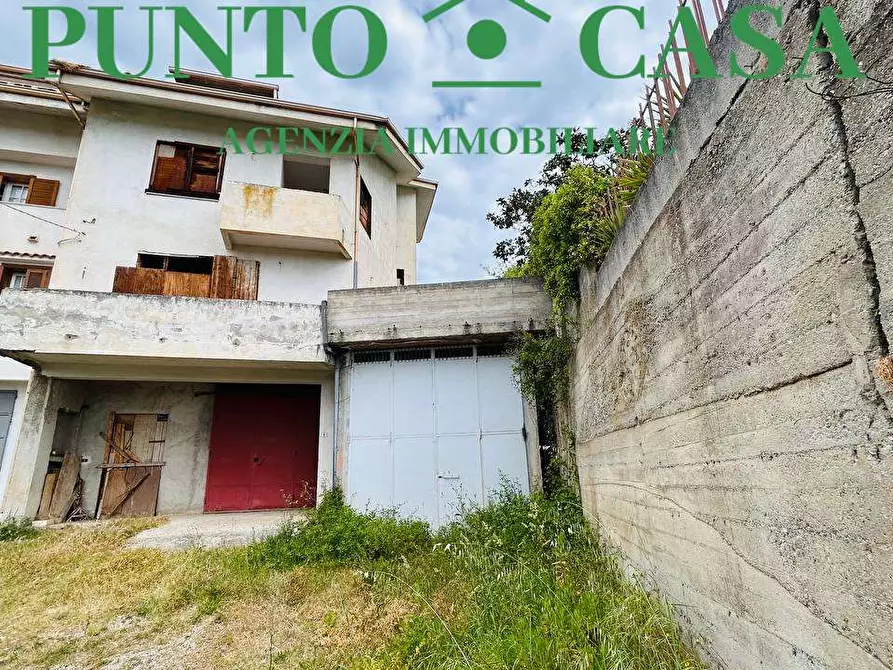 Immagine 1 di Casa bifamiliare in vendita  in Via Canneto a Lamezia Terme
