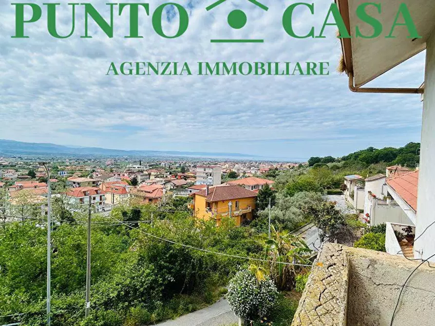 Immagine 35 di Casa bifamiliare in vendita  in Via Canneto a Lamezia Terme