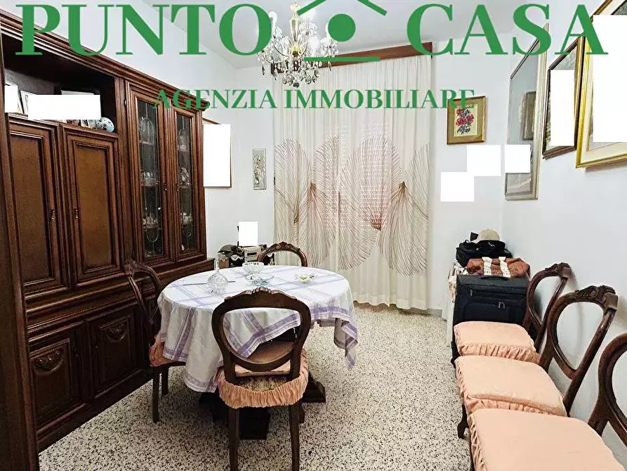 Immagine 6 di Stabile in vendita  in Via Zanotti Bianco a Lamezia Terme