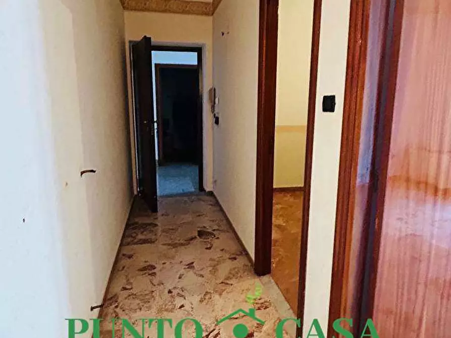 Immagine 8 di Stabile in vendita  in Via Zanotti Bianco a Lamezia Terme