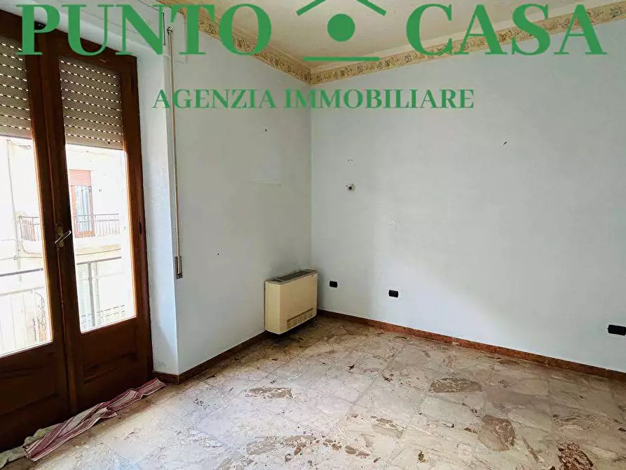 Immagine 9 di Stabile in vendita  in Via Zanotti Bianco a Lamezia Terme