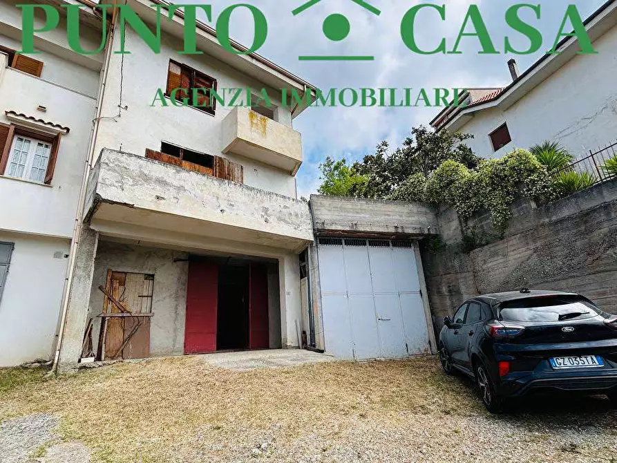 Immagine 52 di Casa bifamiliare in vendita  in Via Canneto a Lamezia Terme