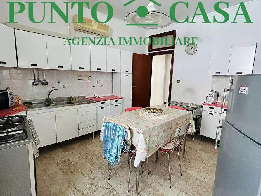 Immagine 15 di Appartamento in vendita  in Corso Vittorio Emanuele a Lamezia Terme
