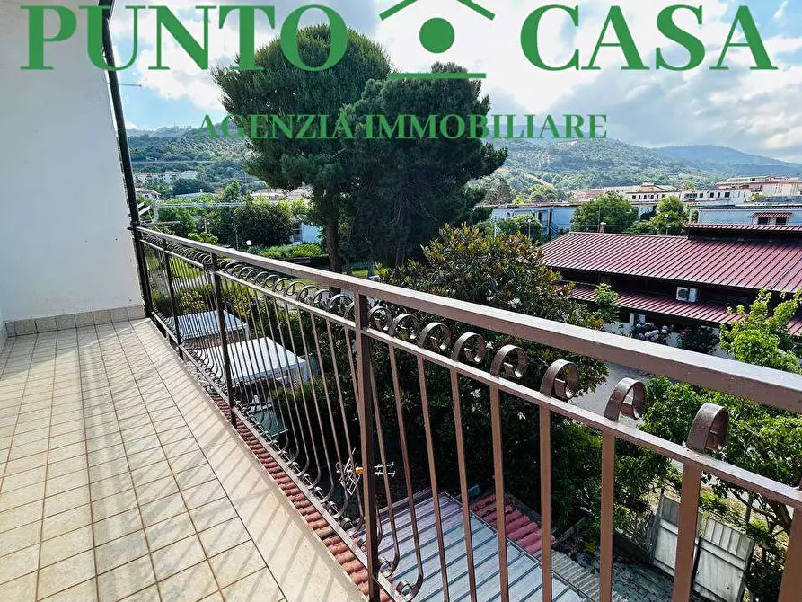 Immagine 14 di Appartamento in vendita  in Via Aldo Moro 16 a Nocera Terinese