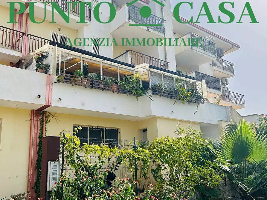 Immagine 12 di Appartamento in vendita  in Via Ginepri 55 a Lamezia Terme