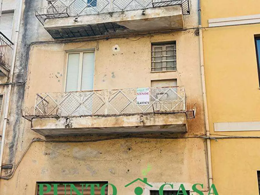 Immagine 21 di Stabile in vendita  in Via delle Terme  a Lamezia Terme