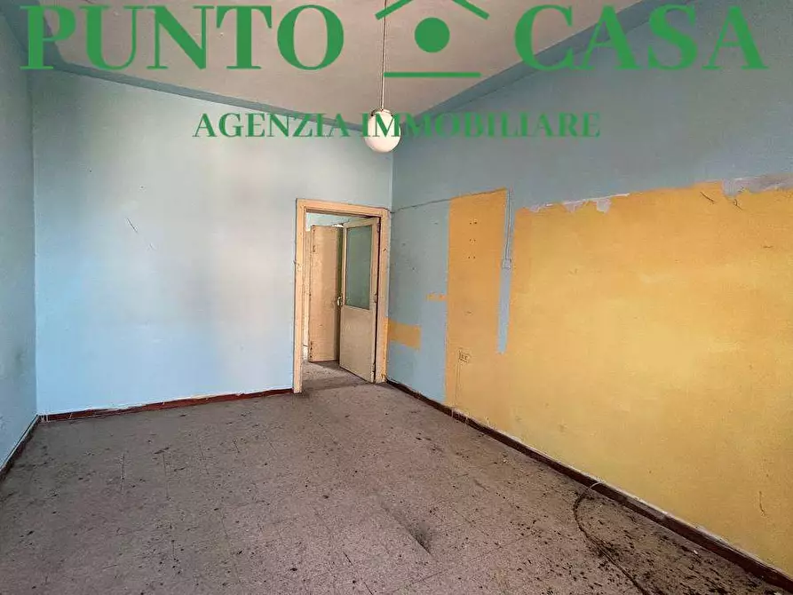 Immagine 9 di Stabile in vendita  in Via delle Terme  a Lamezia Terme