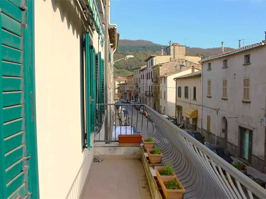 Immagine 1 di Quadrilocale in vendita  in Via Roma 1 a Roccastrada