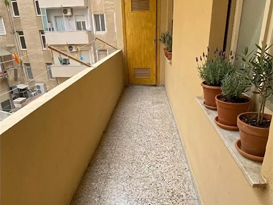 Immagine 7 di Appartamento in vendita  a Cagliari