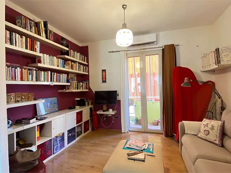 Immagine 3 di Appartamento in vendita  a Cagliari
