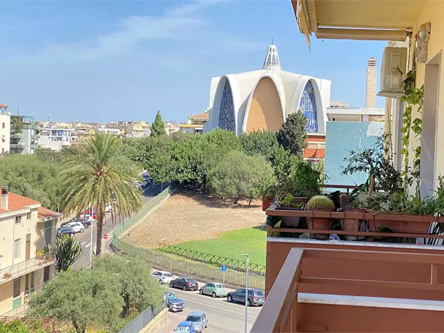 Immagine 3 di Appartamento in vendita  a Cagliari