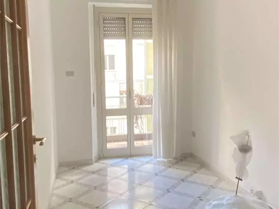 Immagine 8 di Ufficio in affitto  a Cagliari