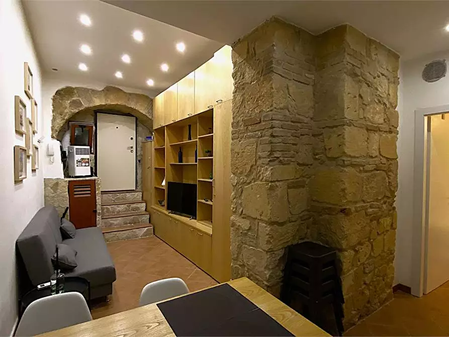 Immagine 5 di Appartamento in affitto  in Via Manno 57 a Cagliari