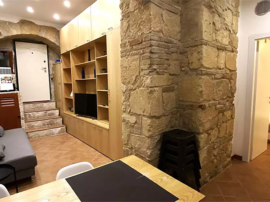 Immagine 6 di Appartamento in affitto  in Via Manno 57 a Cagliari