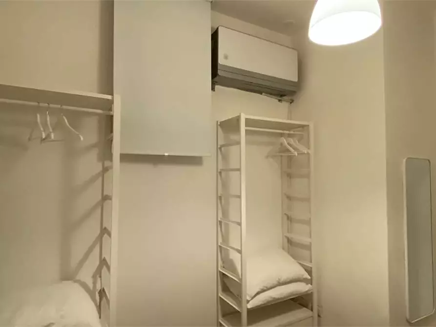 Immagine 15 di Appartamento in affitto  in Via Manno 57 a Cagliari