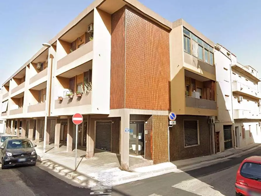 Immagine 1 di Appartamento in vendita  in via g. Parini 64 a Quartu Sant'elena