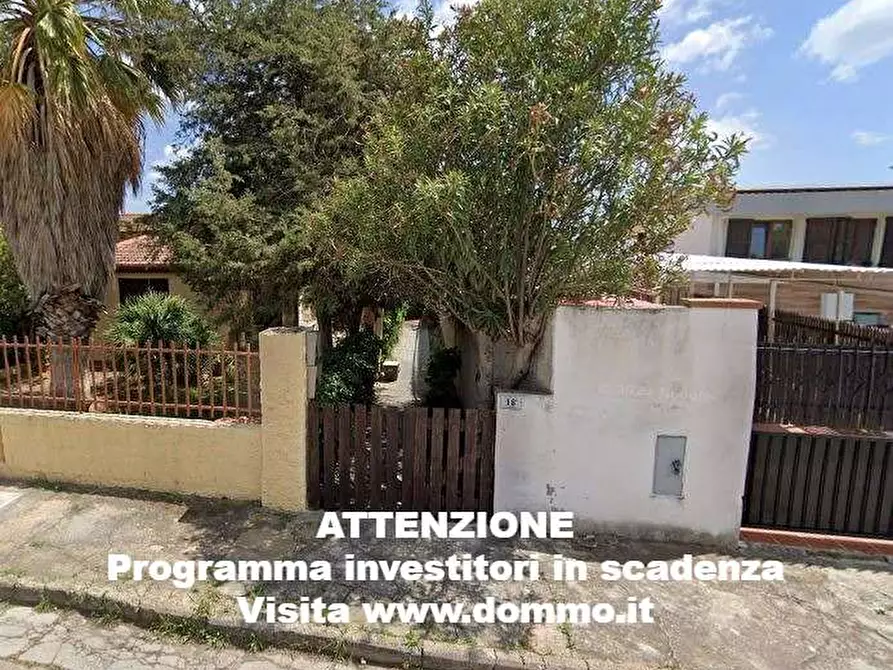 Immagine 1 di Casa indipendente in vendita  in Via Marghine 16 a Quartu Sant'elena