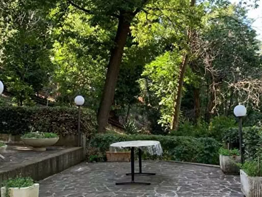 Immagine 2 di Villa in vendita  a Quattro Castella