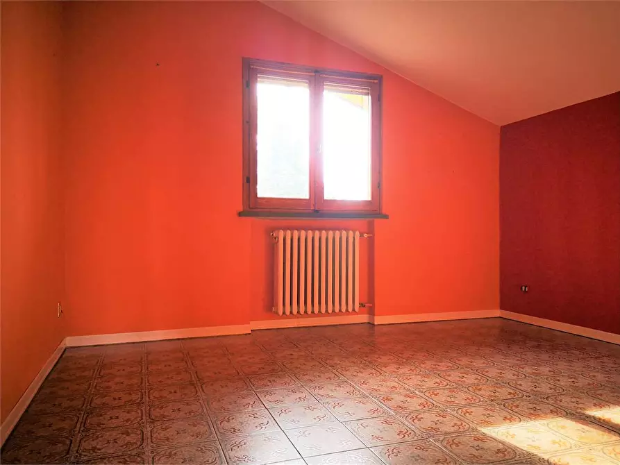 Immagine 16 di Villa in vendita  a Quattro Castella