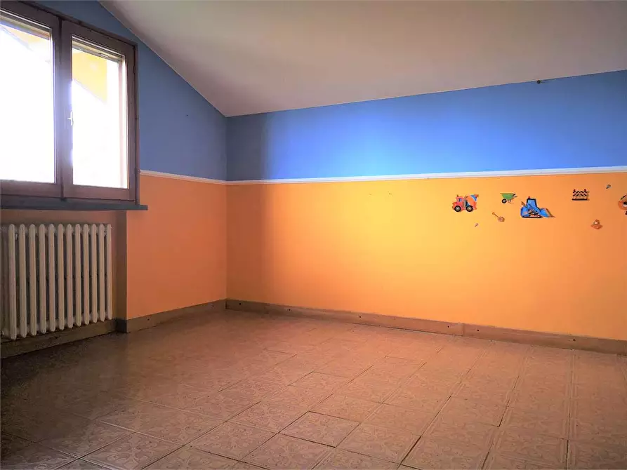 Immagine 18 di Villa in vendita  a Quattro Castella