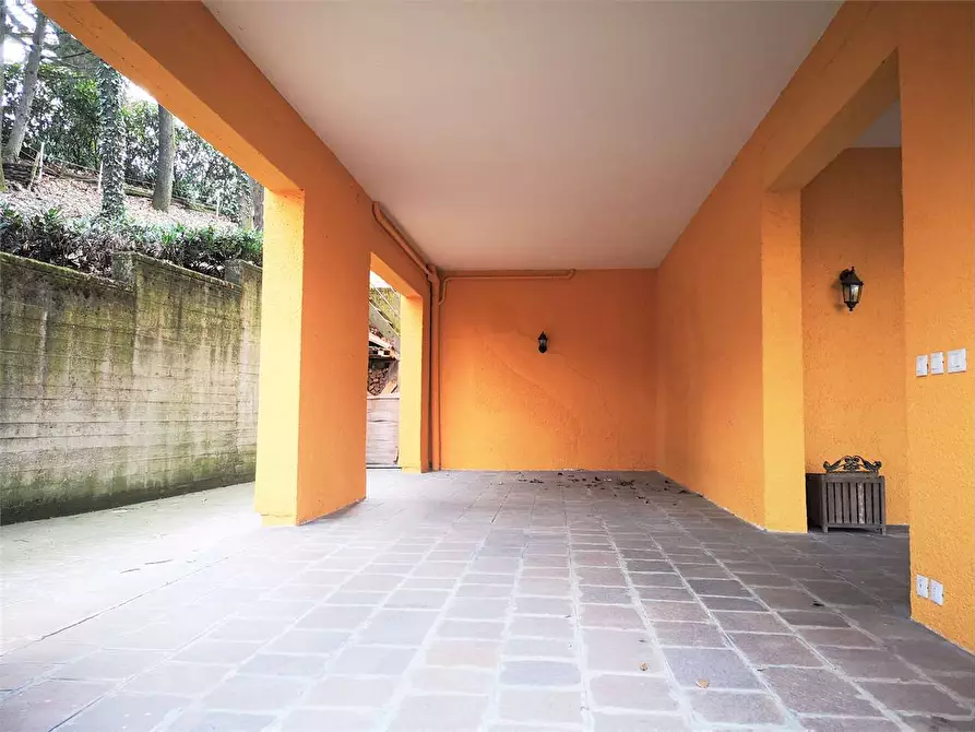 Immagine 20 di Villa in vendita  a Quattro Castella