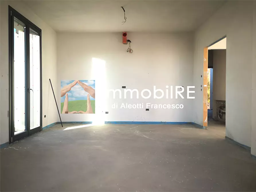 Immagine 9 di Attico in vendita  a Reggio Nell'emilia