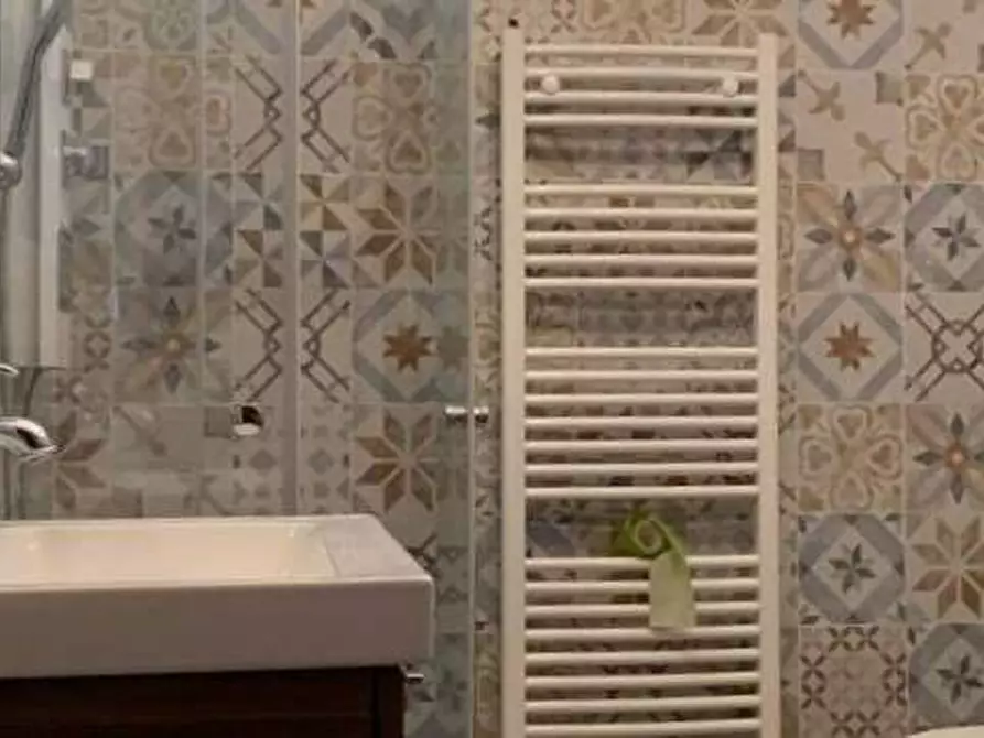 Immagine 17 di Villa in vendita  a Quattro Castella