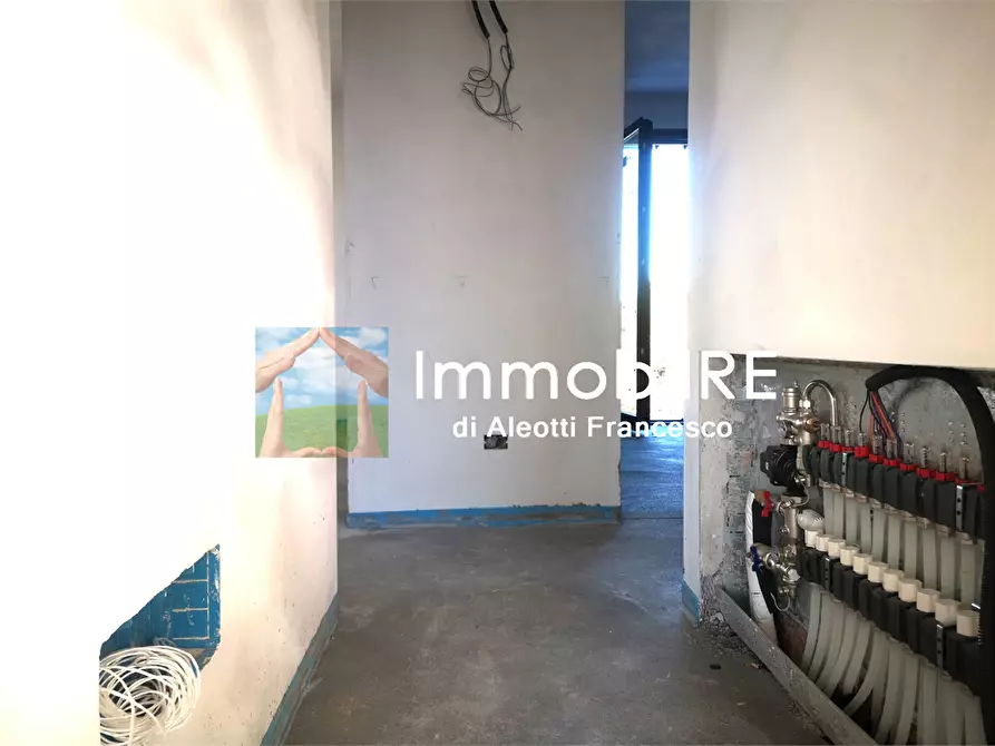 Immagine 10 di Attico in vendita  a Reggio Nell'emilia