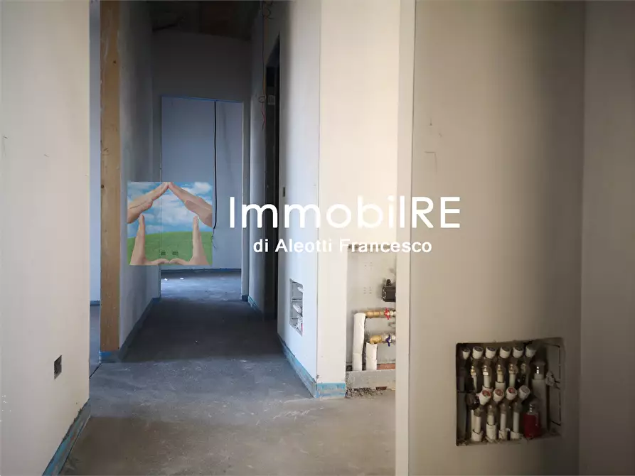 Immagine 15 di Attico in vendita  a Reggio Nell'emilia