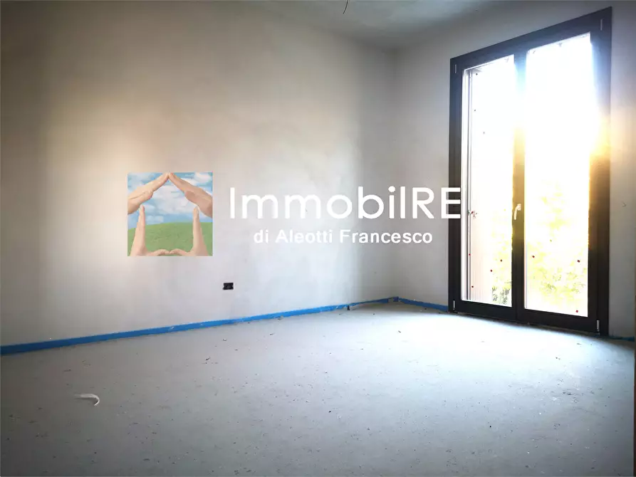 Immagine 14 di Attico in vendita  a Reggio Nell'emilia