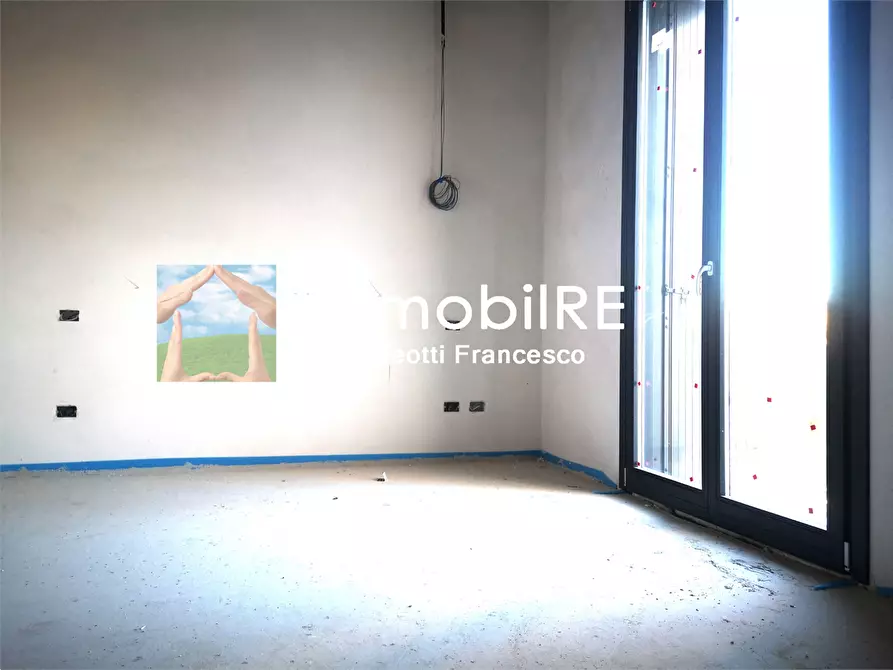 Immagine 18 di Attico in vendita  a Reggio Nell'emilia