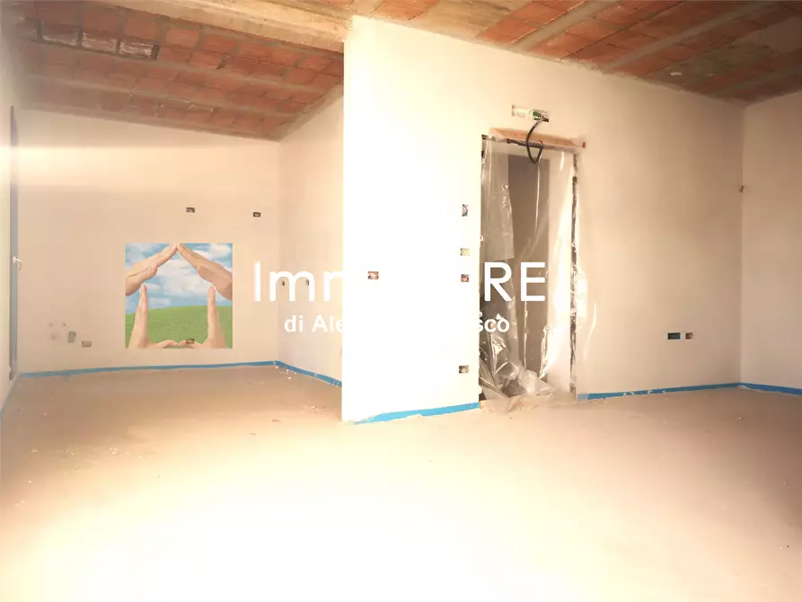 Immagine 1 di Appartamento in vendita  a Reggio Nell'emilia