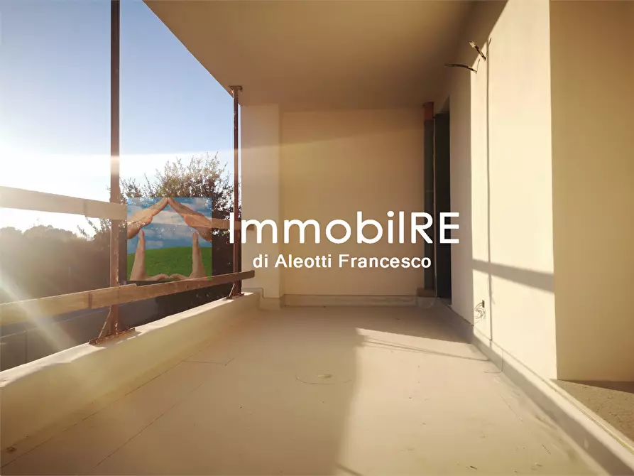 Immagine 7 di Appartamento in vendita  a Reggio Nell'emilia